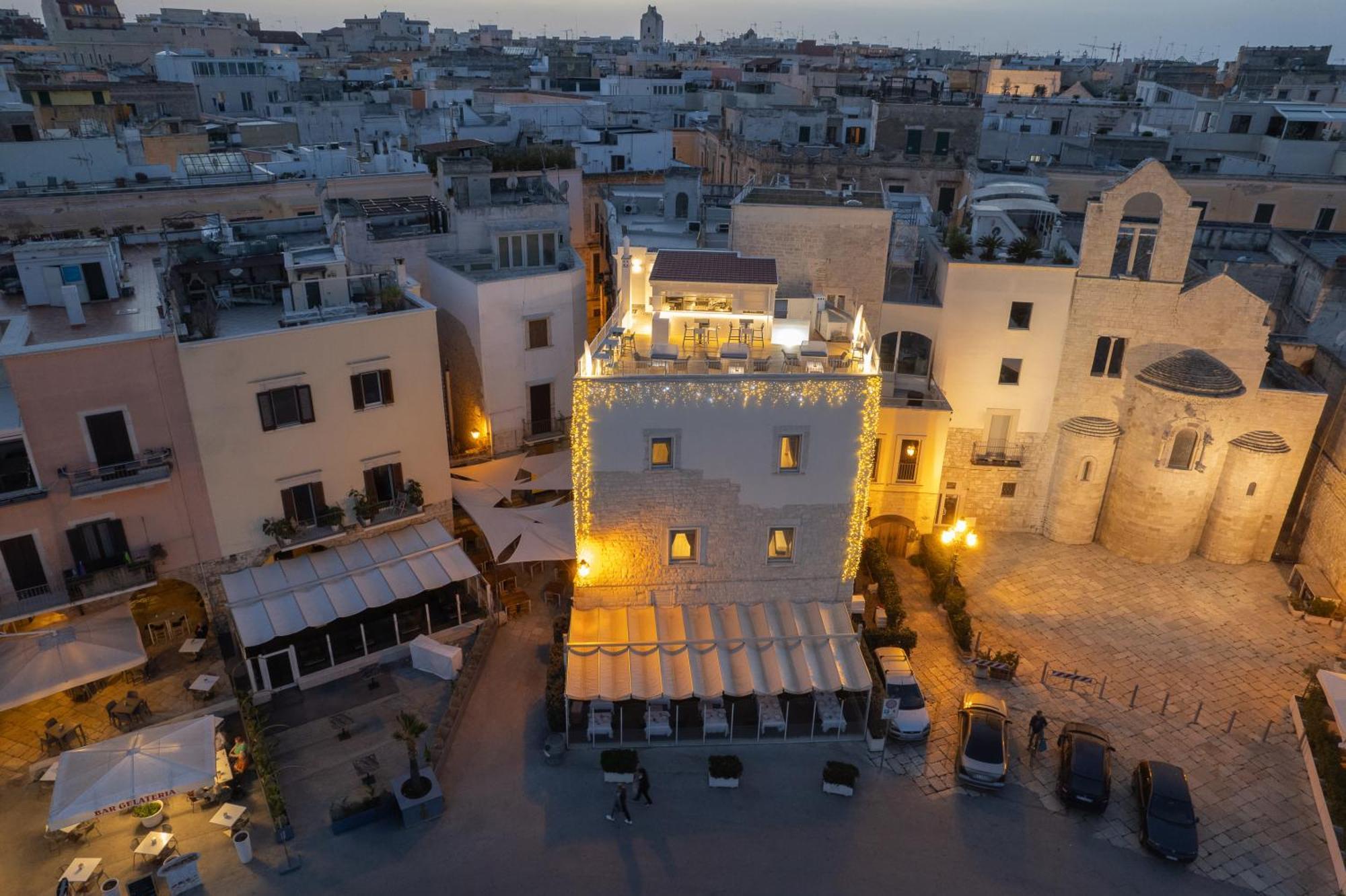 La Banchina Luxury Suites Trani Luaran gambar